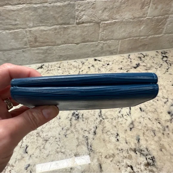 Louis Vuitton EUC Epi Leather Blue Dual-sided Wallet - Picture 8 of 10